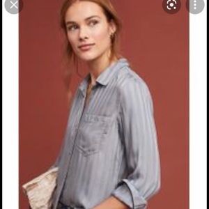 Anthropologie Cloth & Stone Blouse. Size small.